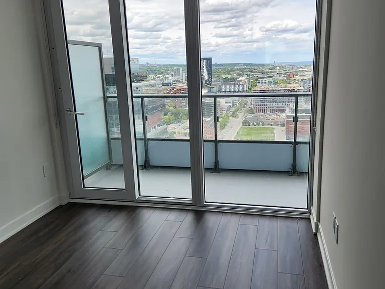 70 Princess St #2606-E — Photo 5