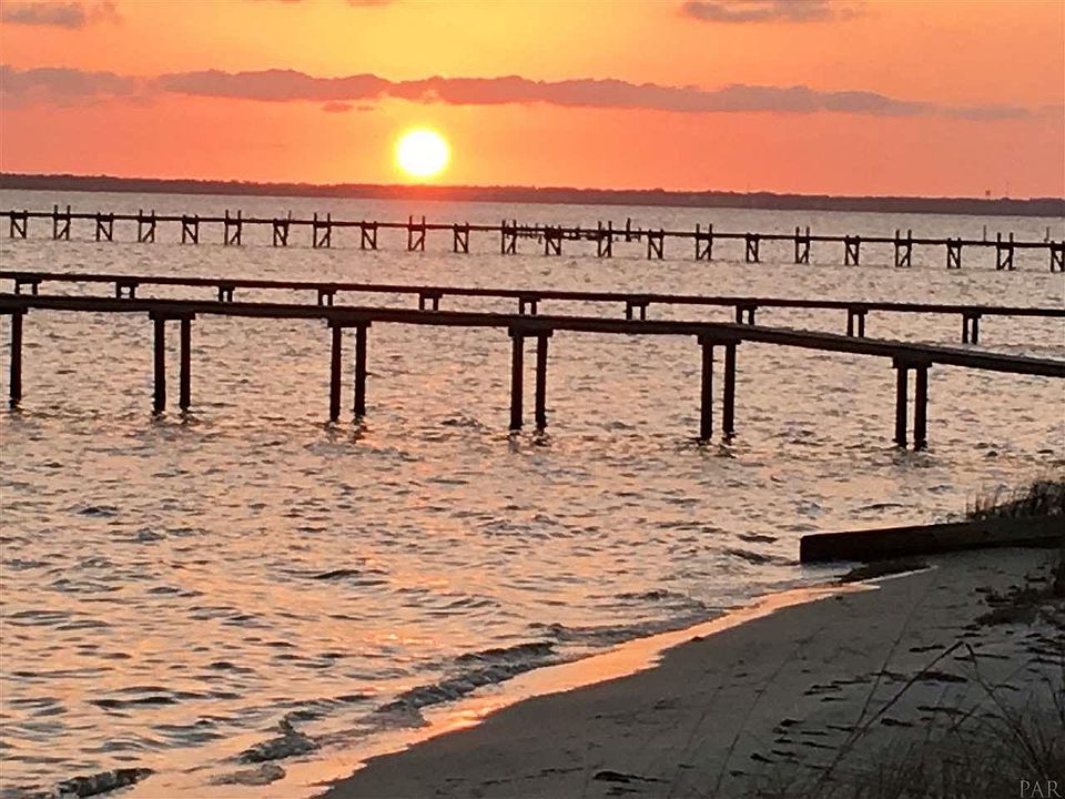 1st image of 3 Beach Dr