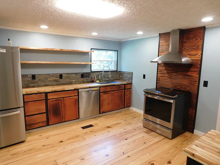 900 Loftin Farm Rd — Photo 18