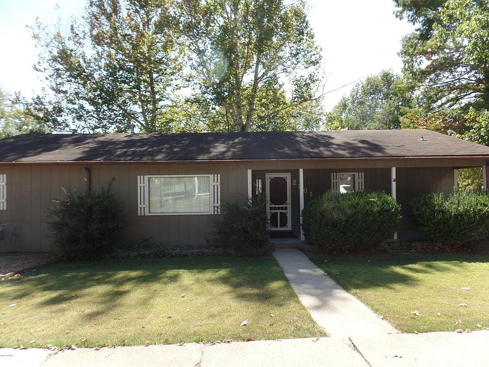 1st image of 2301 Wise St