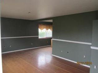 113 N Elm St, Grandview, WA 98930