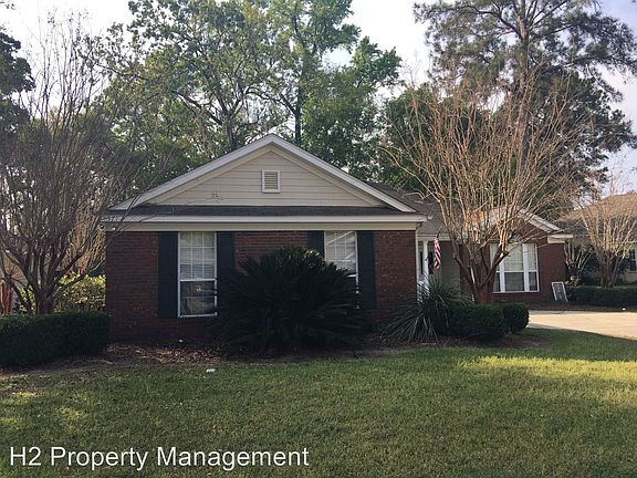 3rd image of 1371 Silver Moon Dr
