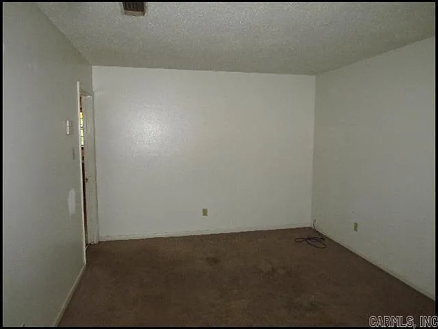 2619 Montreal Dr — Photo 5