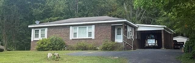 1st image of 2705 Newburg Rd