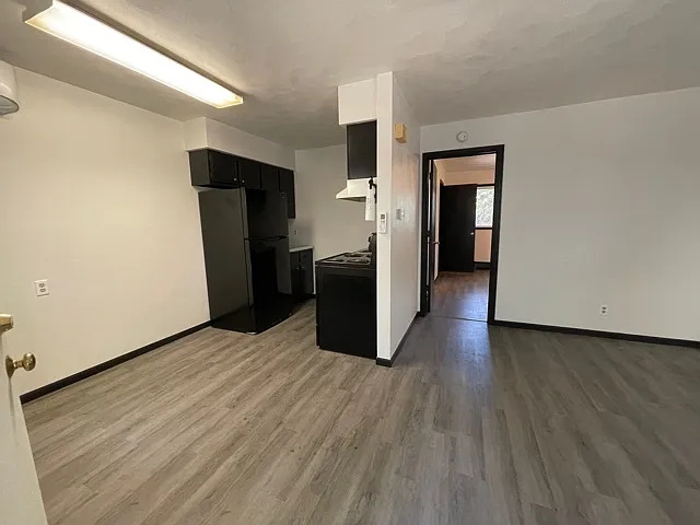 770 University Ave #5