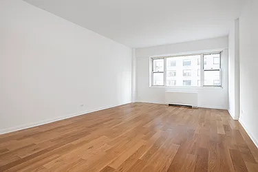 60 East 8th Street, #10P