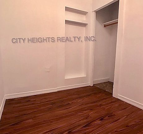 5th image of 207 E 5th St APT 1B