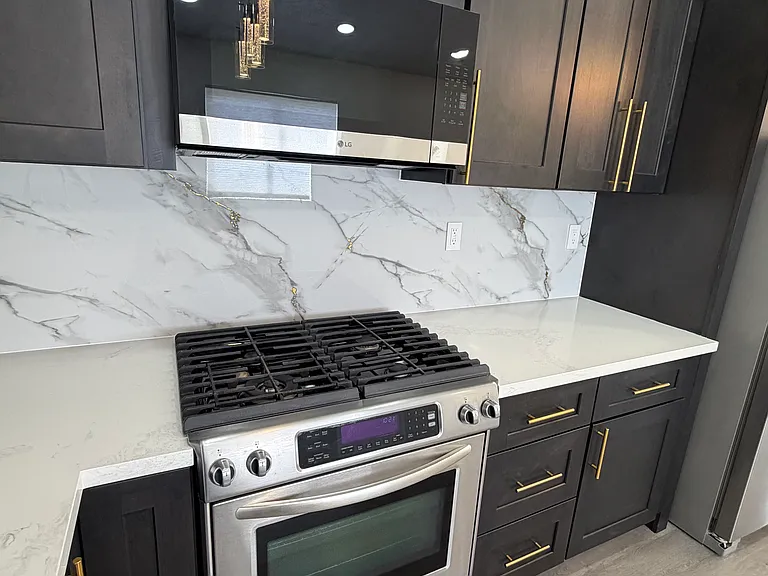 10652 Neptune St NW — Photo 3