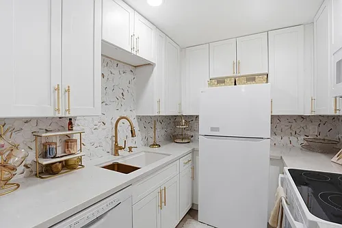 6350 Genesee Ave #107 Photo 1
