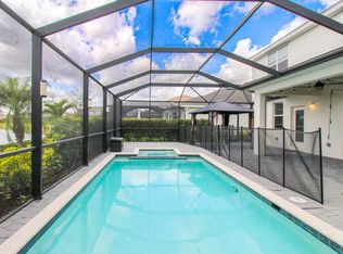 2380 Fallglo St, Naples, FL 34120