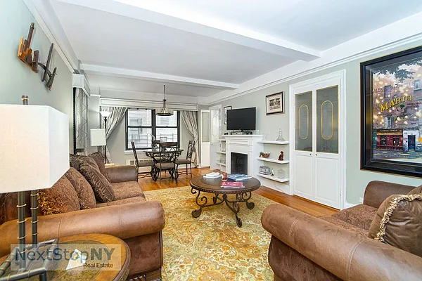 Rented by NextStopNY | media 7