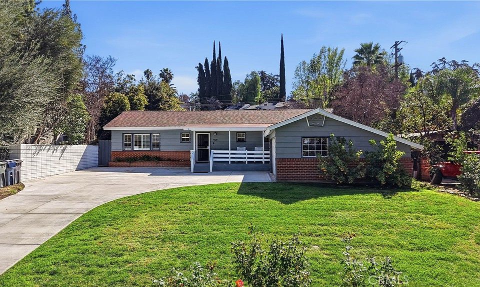 1st image of 909 W Crescent Ave