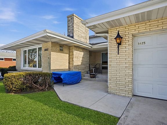 5th image of 1425 Stonegate Rd