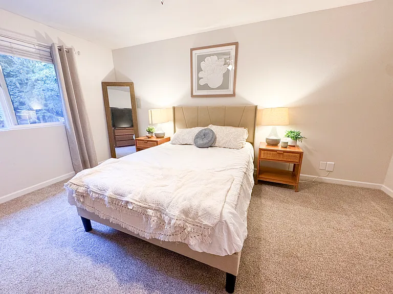 6832 Townsend Ln NE — Photo 44