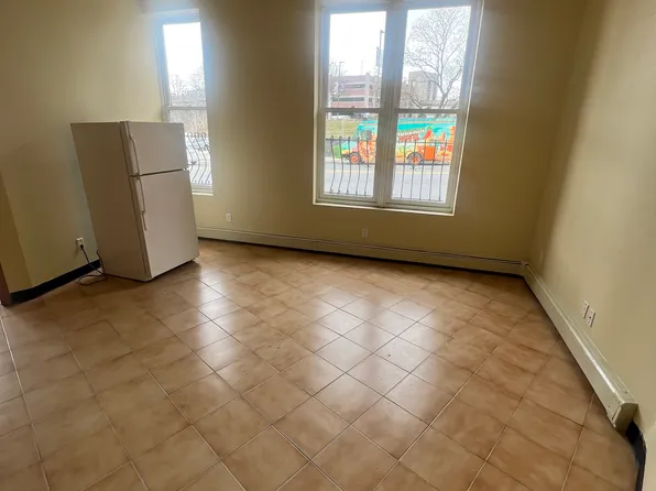 (undisclosed Address), Yonkers, NY 10701