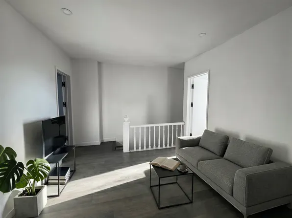 436 Markham St, Toronto, ON