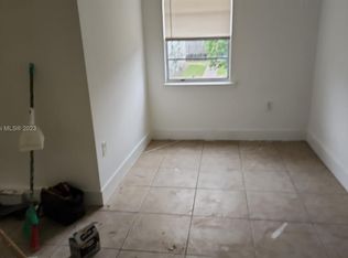 1842 Johnson St #6, Hollywood, FL 33020