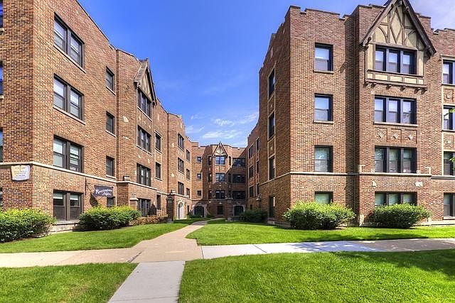 1st image of 317 W Calendar Ave #3C