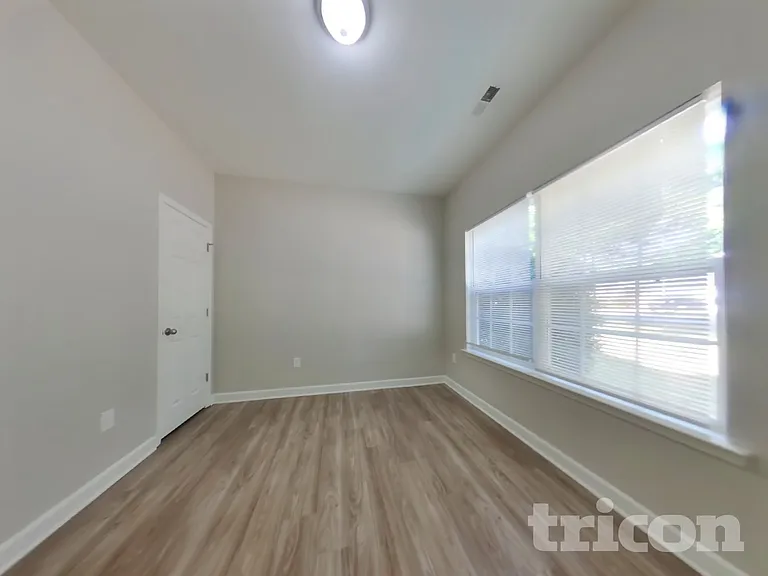 8326 Knapp Ct — Photo 13