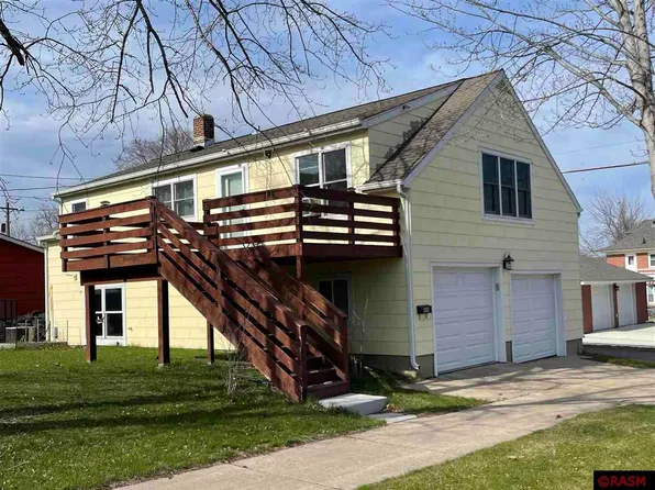 414 4th St S, New Ulm, MN 56073