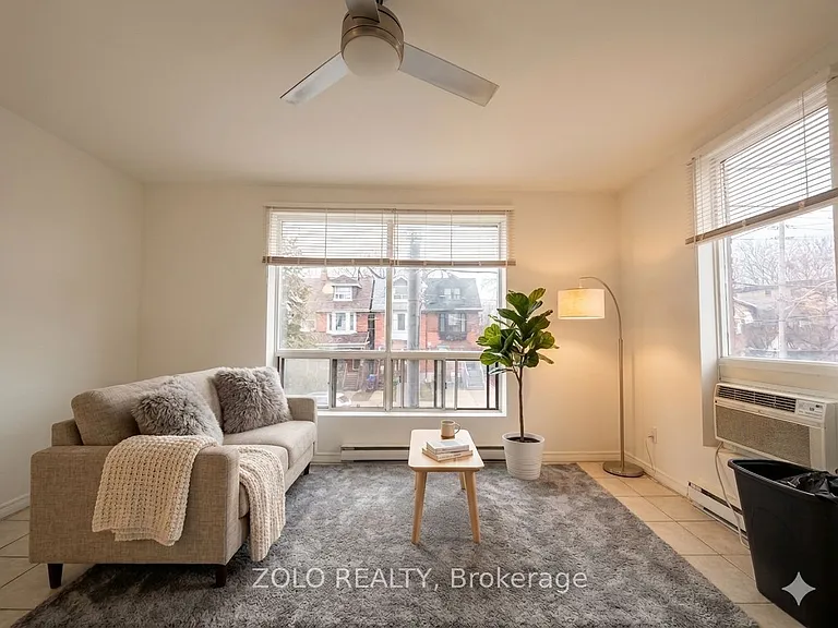 968 Bathurst St #4 — Photo 11