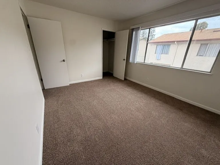 Dixon Townhouse — Photo 87
