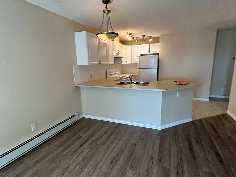 1021 Ross St — Photo 20