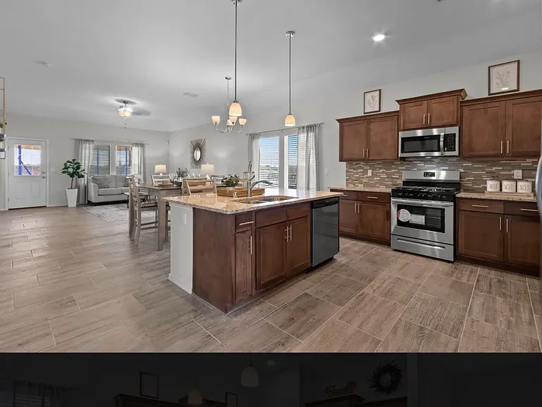 1041 Nepal Sky St — Photo 9