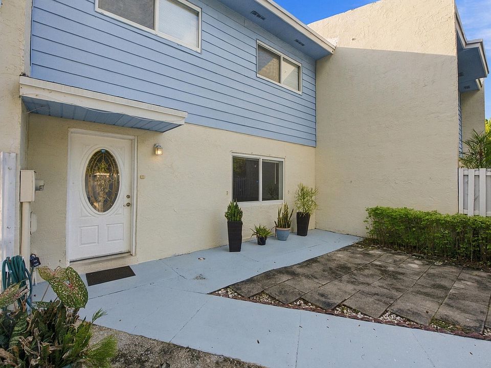 1st image of 22334 SW 103RD Court