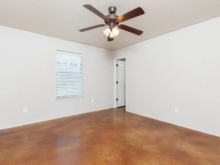 4421 Brutus Ln #A — Photo 16