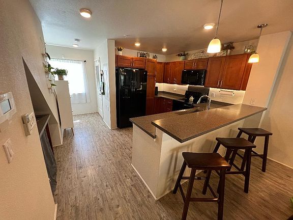4th image of 724 Kakala St APT 1804