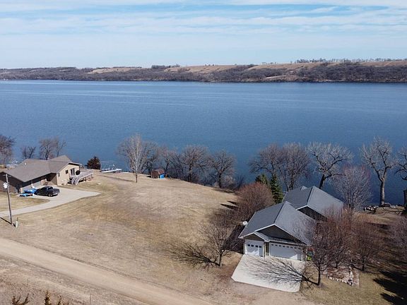 4th image of 13380 Cameron Cove Rd