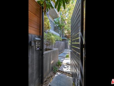 600 N Sweetzer Ave, Los Angeles, CA, 90048