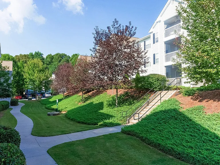 Harbor Creek Apartments — Photo 15