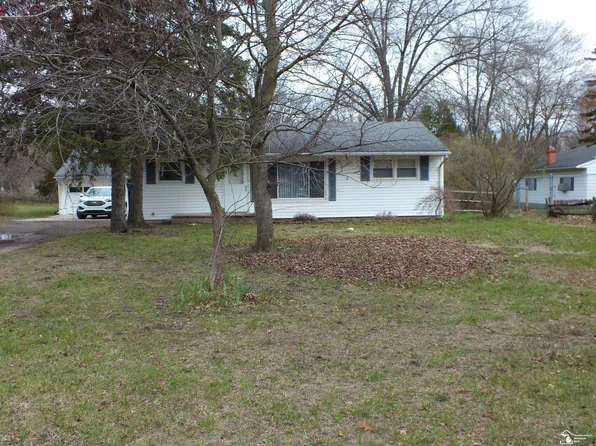 3150 W Temperance Rd, Temperance, MI 48182