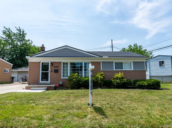 32017 Bertram Dr, Westland, MI 48185