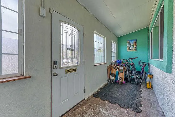 2904 W Colorado Ave — Photo 12