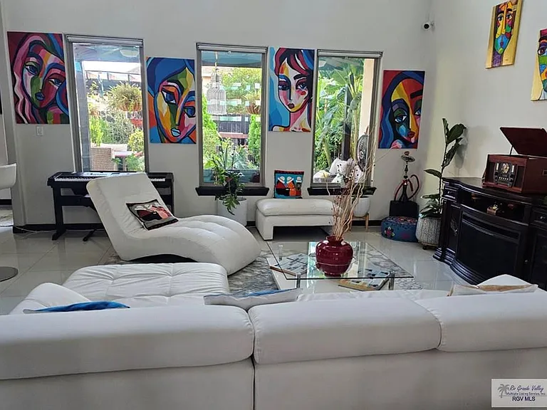 6855 Palo Azul Dr — Photo 3