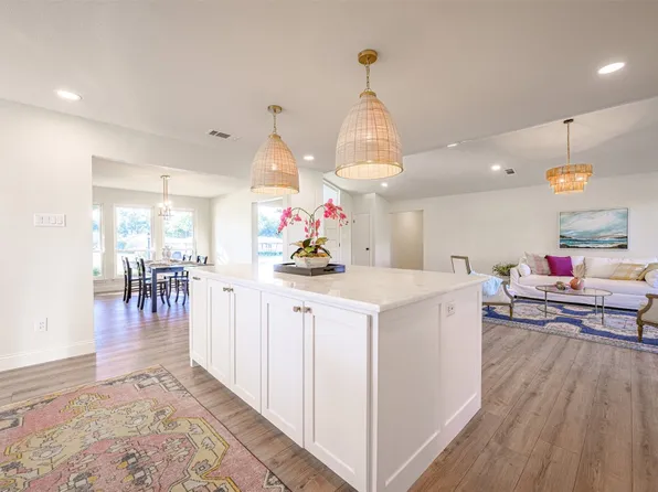 4400 Cardiff Ave, Fort Worth, TX 76133