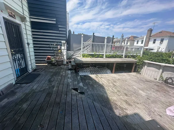 1339 East 64th Street image 5 of 10