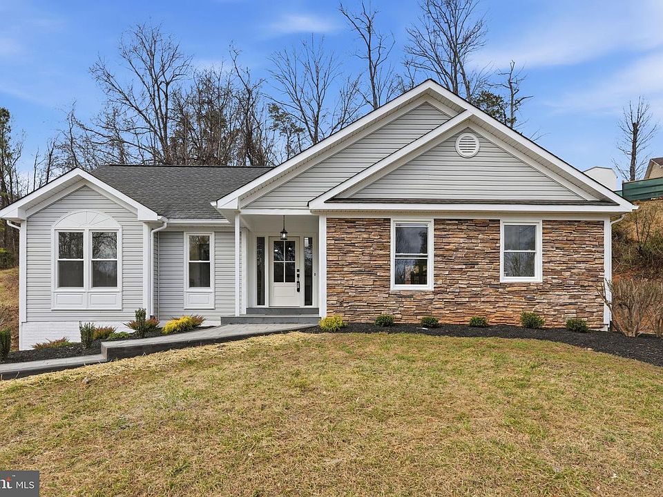 1st image of 6233 Ridge Ln