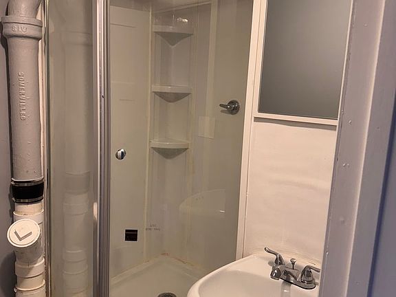 3rd image of 84 Forker Blvd #4