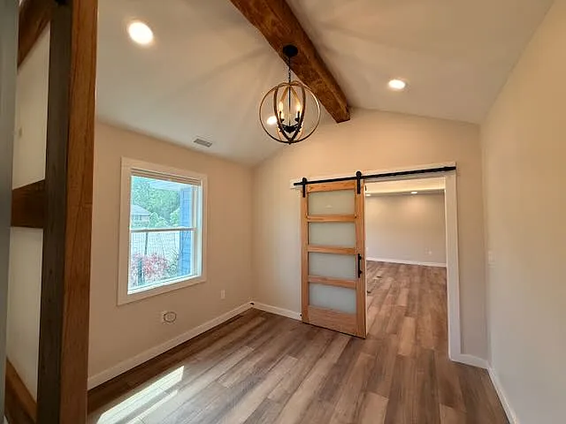 635 Appalachian Dr — Photo 2