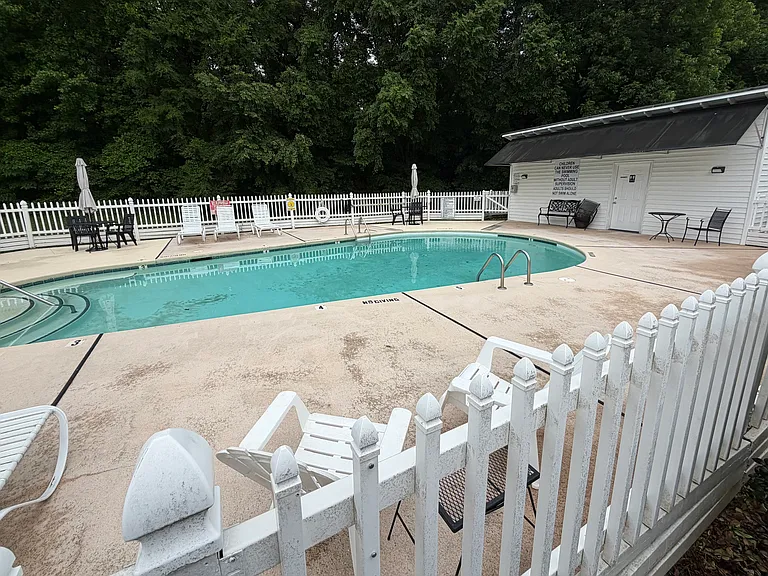 109 Stroupe Rd #F — Photo 8