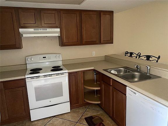 4th image of 11630 Baywood Meadows Dr APT 6