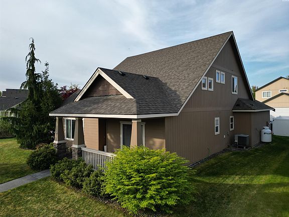 3rd image of 475 Satus St