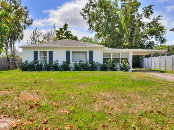 3026 W Van Buren Dr, Tampa, FL 33611