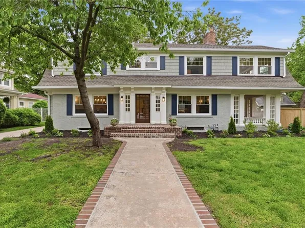 6117 Morningside Dr, Kansas City, MO 64113