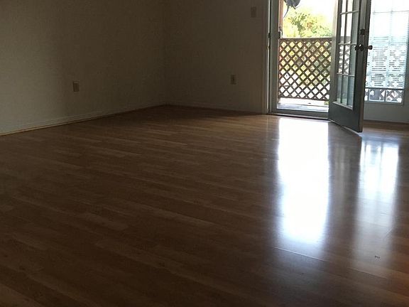 2nd image of 205 Hailey Ln APT I8