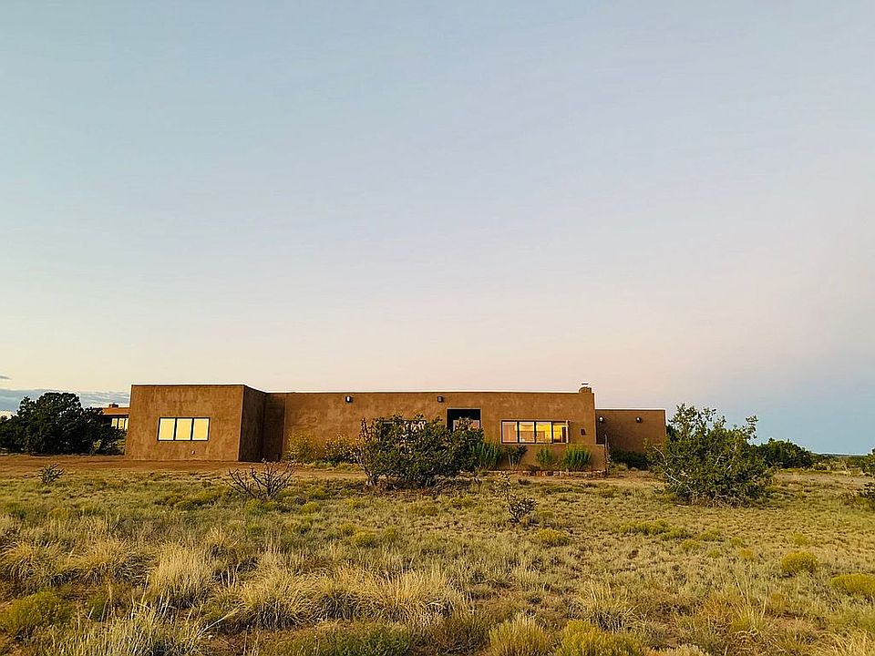 1st image of 81 Camino San Lucas